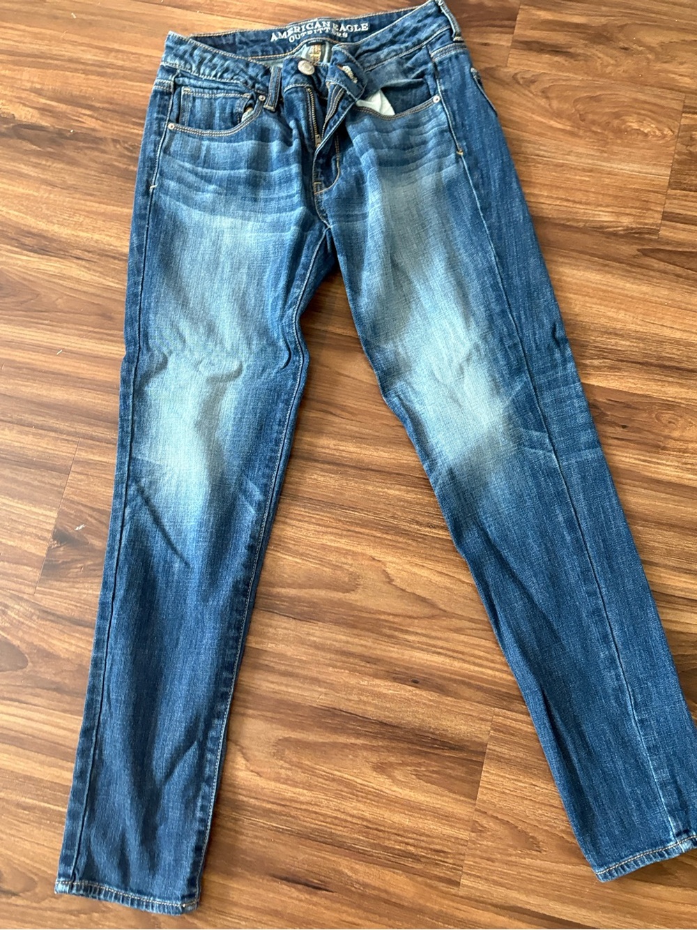 American Eagle Outfitters Women's Blue Faded Skinny Jeans